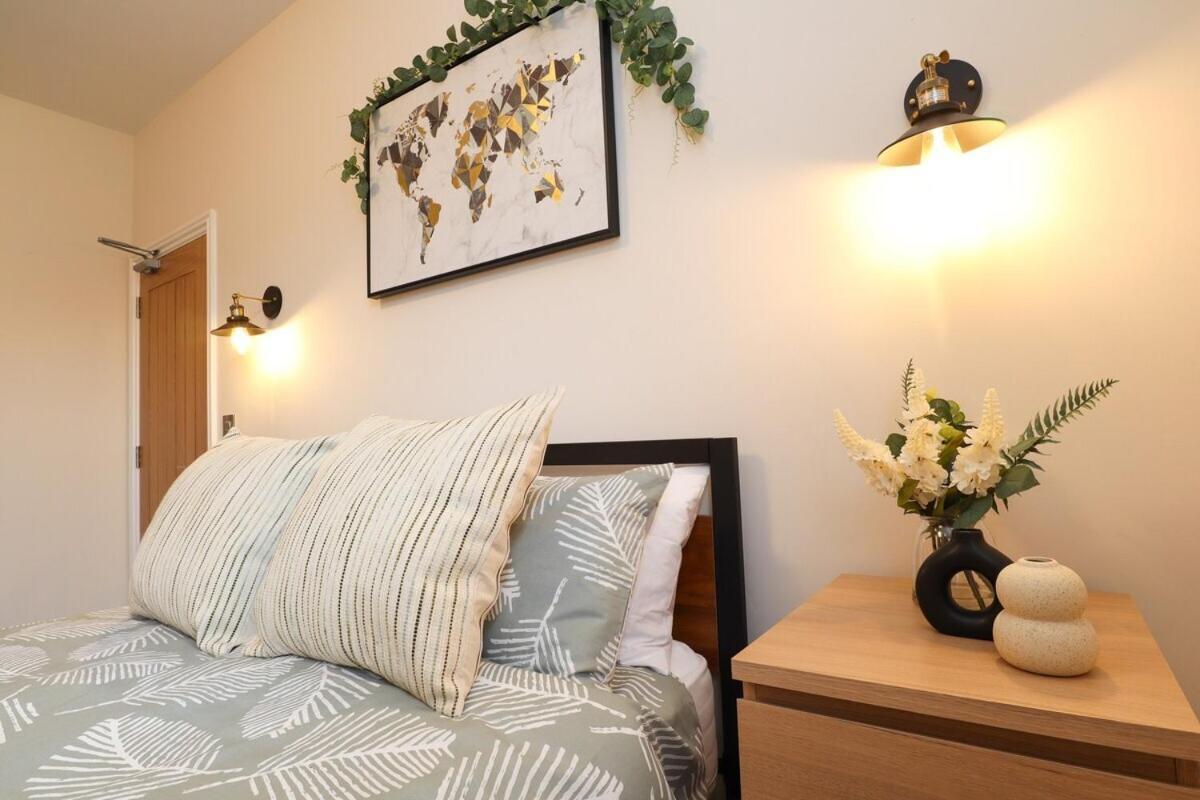 Green Nest Room With Private Bathroom WTA WTA Eastbourne Exterior foto